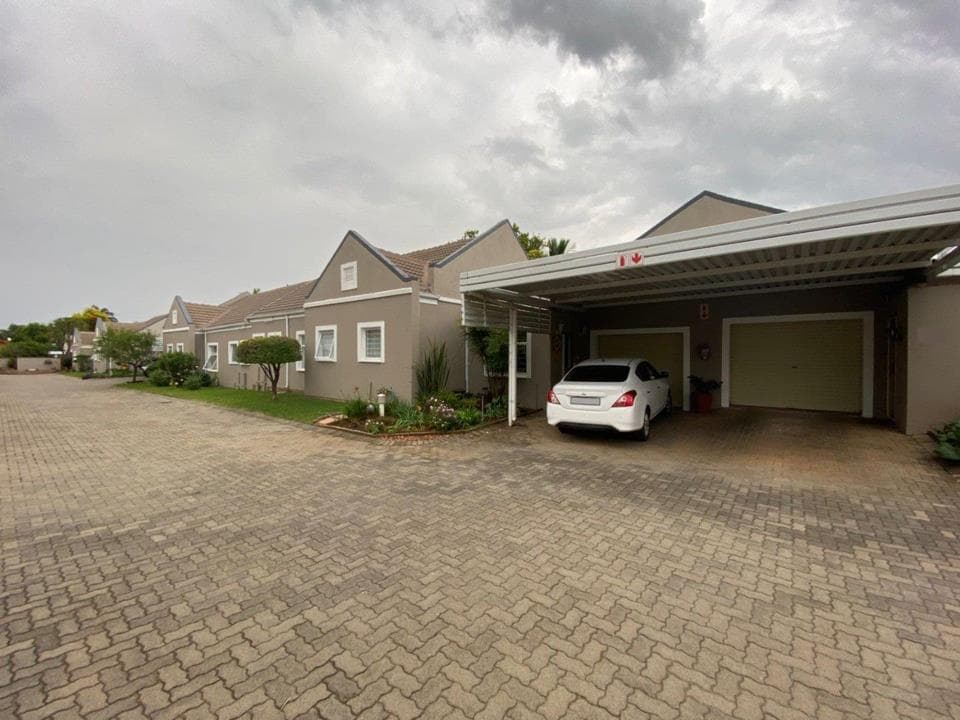 2 Bedroom Townhouse for sale in Annlin